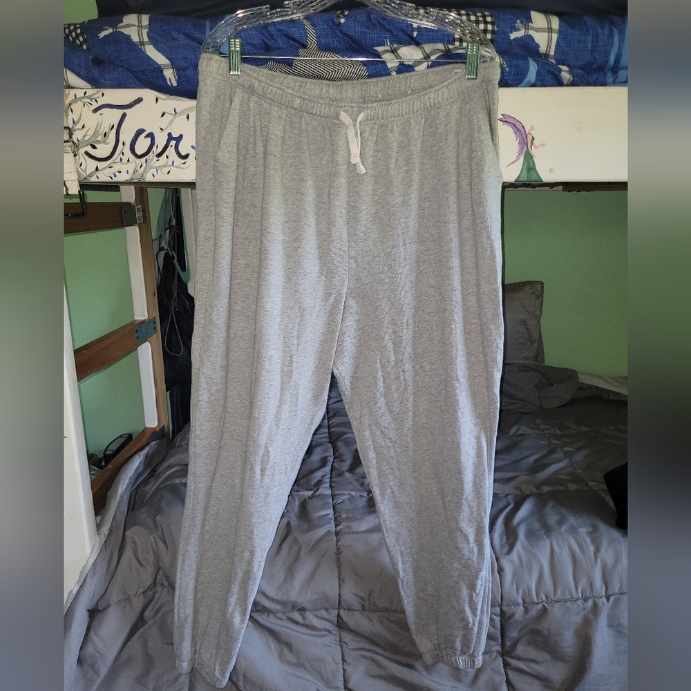 Woman's, Grey sweatpants, XL